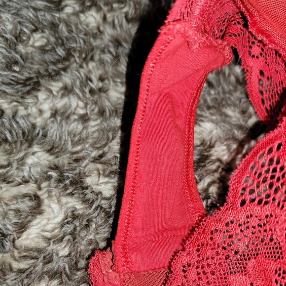 LINGERIE - Picture 13 of 15